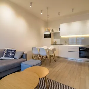  Apartament Nadmorski Dwor Wood Polska